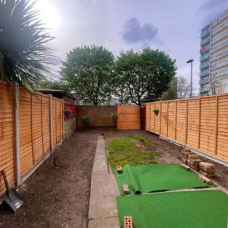 Luxury 3 Bedroom Flat With Garden Londres Extérieur photo