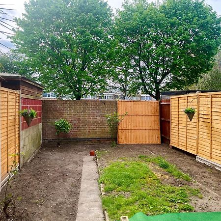 Luxury 3 Bedroom Flat With Garden Londres Extérieur photo